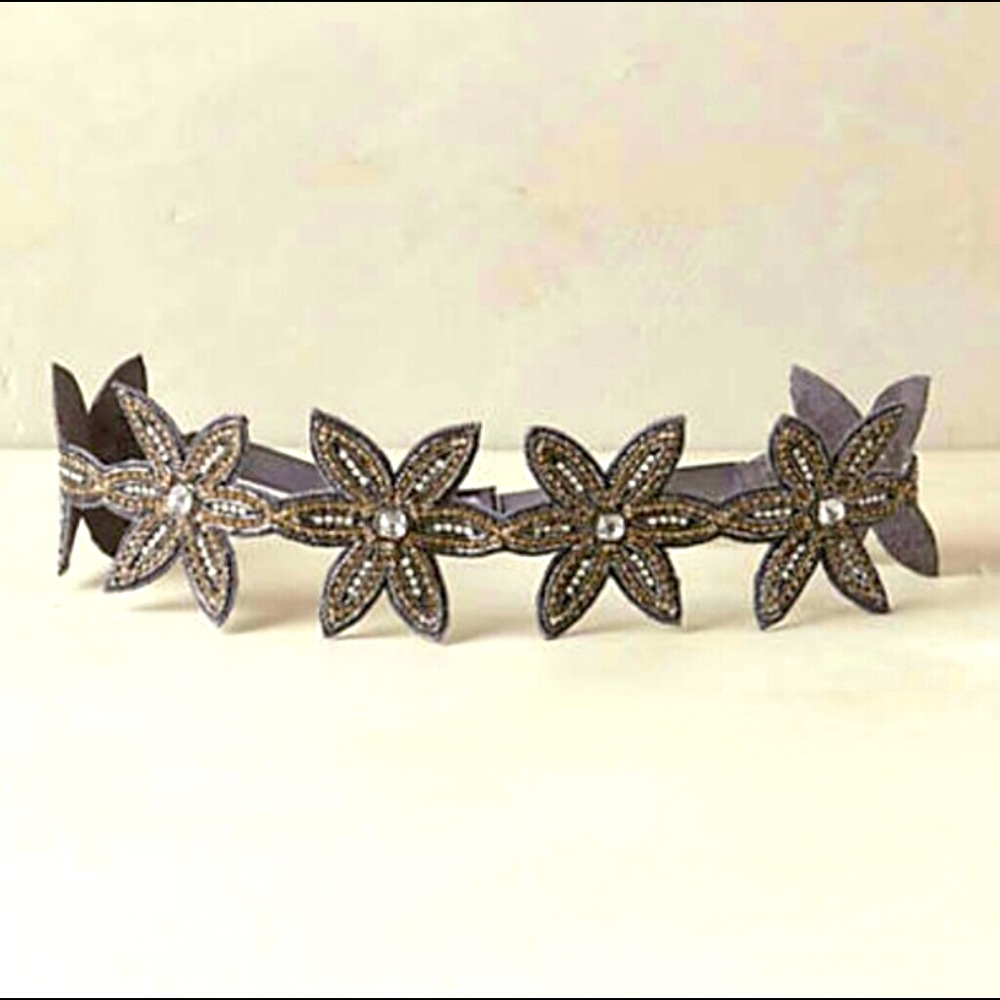 Host Pick x2 | Deepa Gurnani | Flower Belt